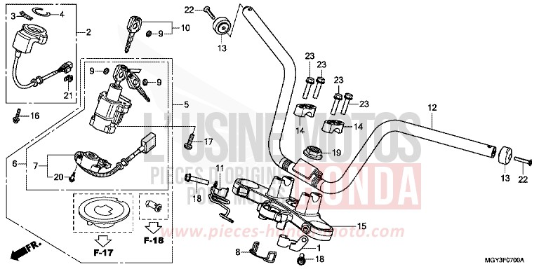 TUYAU DE GUIDON/PONT SUPERIEUR de VFR800X "Crossrunner" MAT BULLET SILVER (NH389) 2013